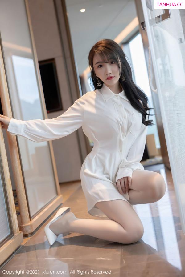谢芷馨  绯月樱深圳旅拍 洁白秀美的服饰第20张图片